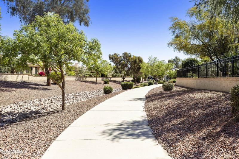 85-13449 W Junipero Dr