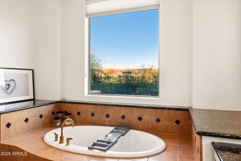 Luxurious Soaking Tub