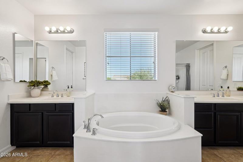 44-web-or-mls-193935 - [No address provi