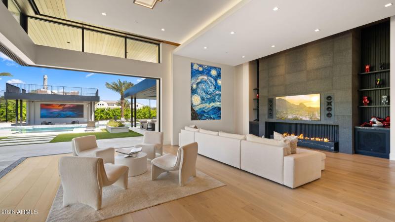 153-web-or-mls-GREAT ROOM UPDATED11