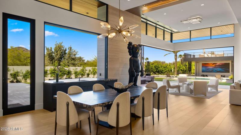 146-web-or-mls-GREAT ROOM UPDATED20