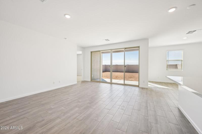 8-web-or-mls-W Camino de Oro-S1103-008