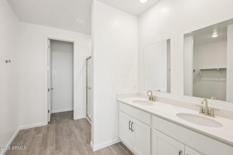 26-web-or-mls-W Camino de Oro-S1103-026