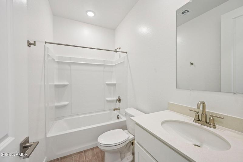 15-web-or-mls-La Senda Dr W-S1103-015