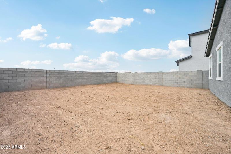 33-web-or-mls-La Senda Dr W-S1103-033