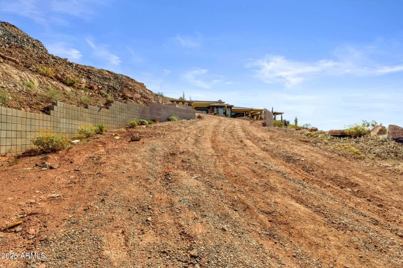 2-web-or-mls-9805-talon-trail