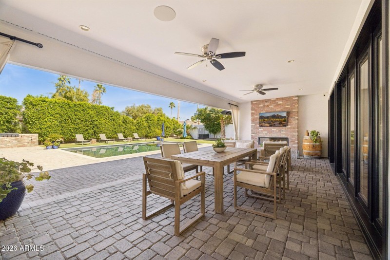 91-web-or-mls-5402-e-corrine-dr
