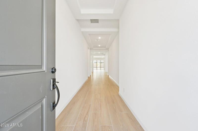 5-web-or-mls-E Twin Acres Dr-S1103-005