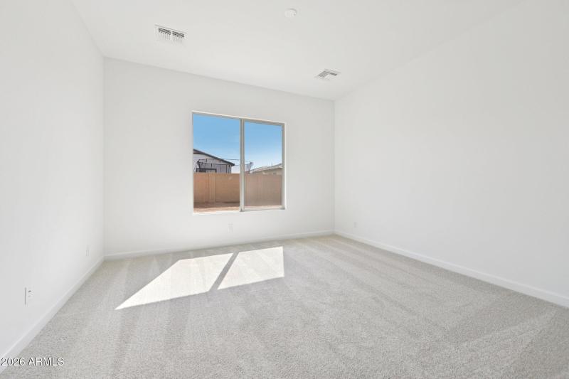 33-web-or-mls-E Twin Acres Dr-S1103-033