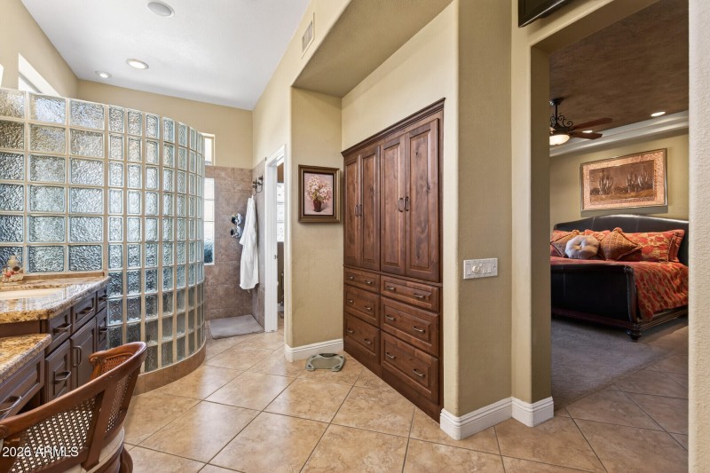 45_21837_N_Montego_Dr45_mls