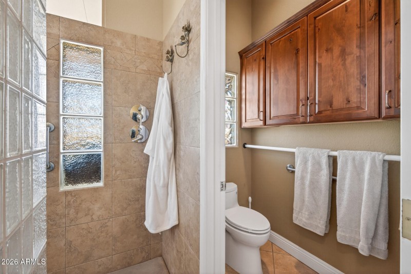 46_21837_N_Montego_Dr46_mls