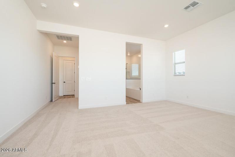 Tri Pointe Abel Ranch 264 - Primary Suit