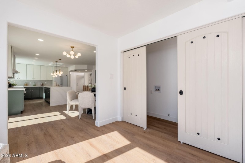 1926 E Augusta Ave - 21