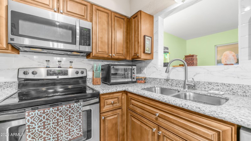 637 S Copper Dr (9)