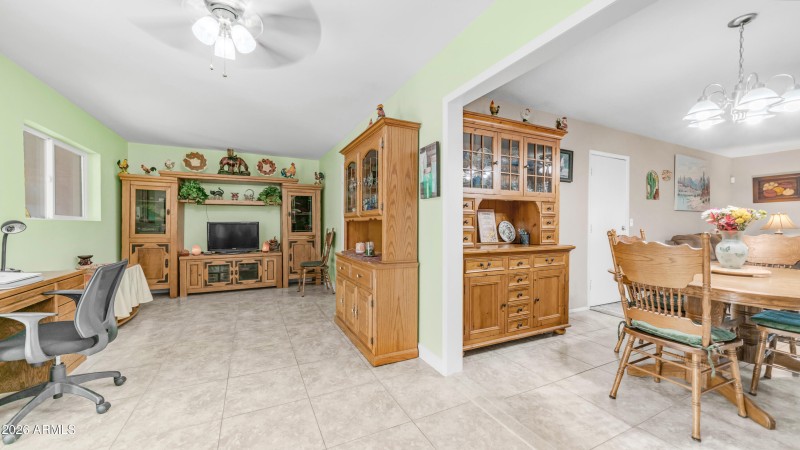 637 S Copper Dr (13)