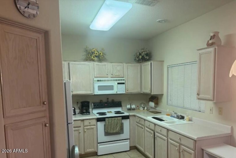 Kitchen Her