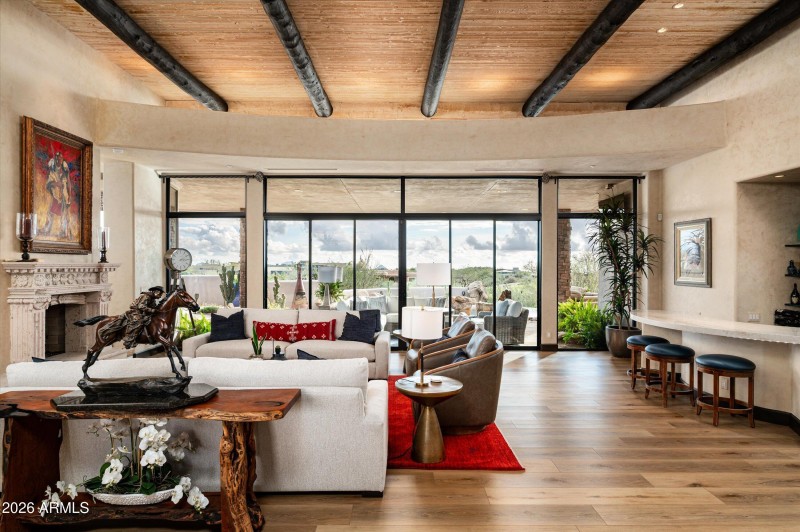 04-11343EApacheVistasDr-6