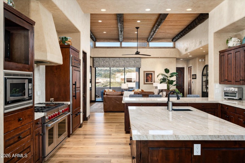 13-11343EApacheVistasDr-23