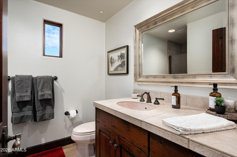 28-11343EApacheVistasDr-45