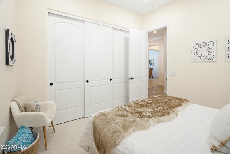 15817 W Bonitos Dr-4