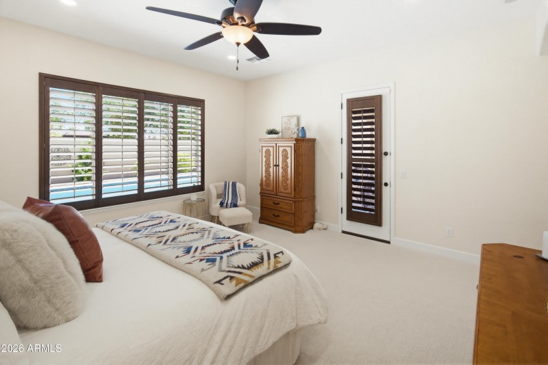 15817 W Bonitos Dr-12