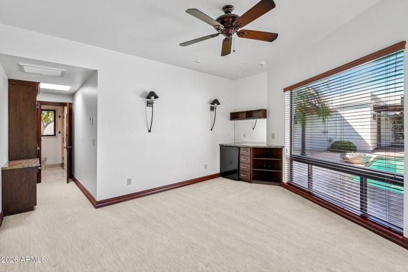 55-web-or-mls-E Solano Dr-L1403-055