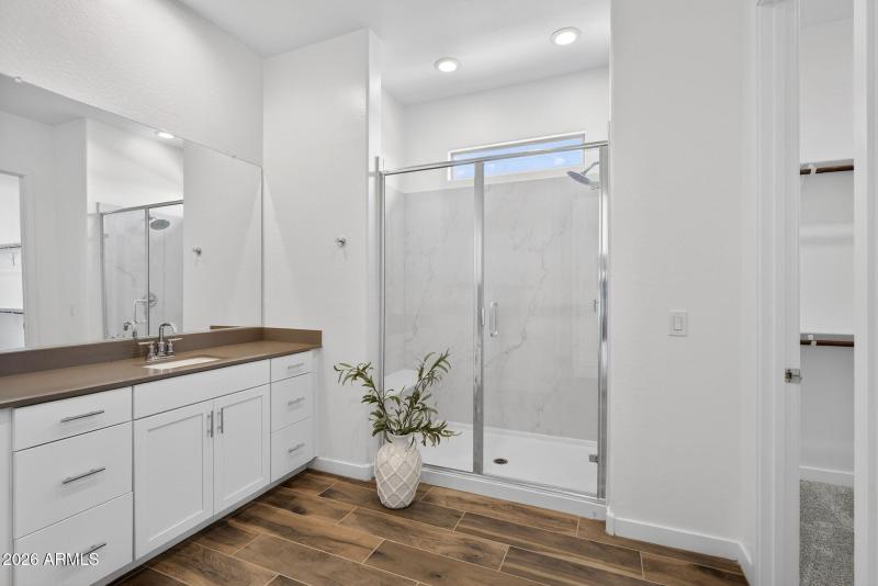 35-web-or-mls-046E Terrel St