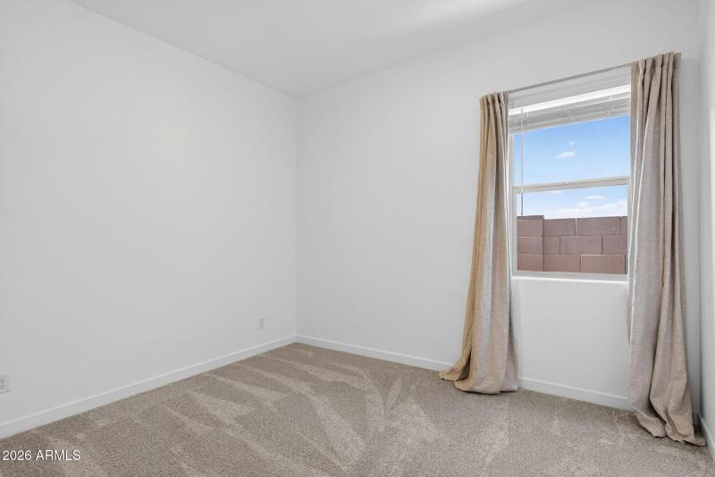 45-web-or-mls-034E Terrel St