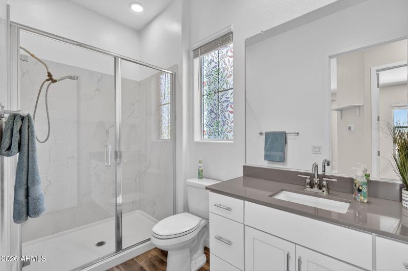 47-web-or-mls-053E Terrel St