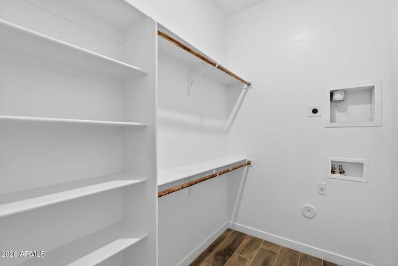 50-web-or-mls-078E Terrel St