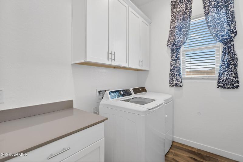 51-web-or-mls-040E Terrel St