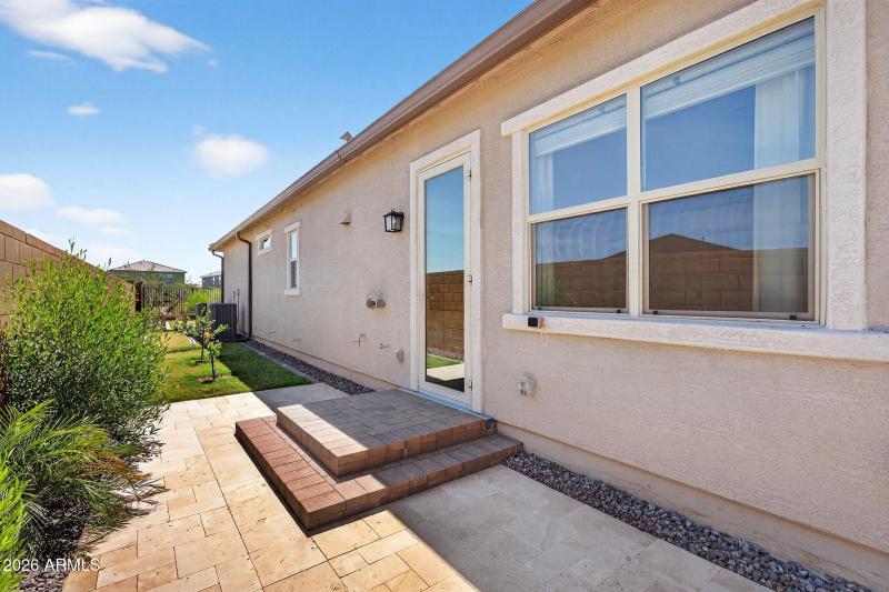 60-web-or-mls-086E Terrel St