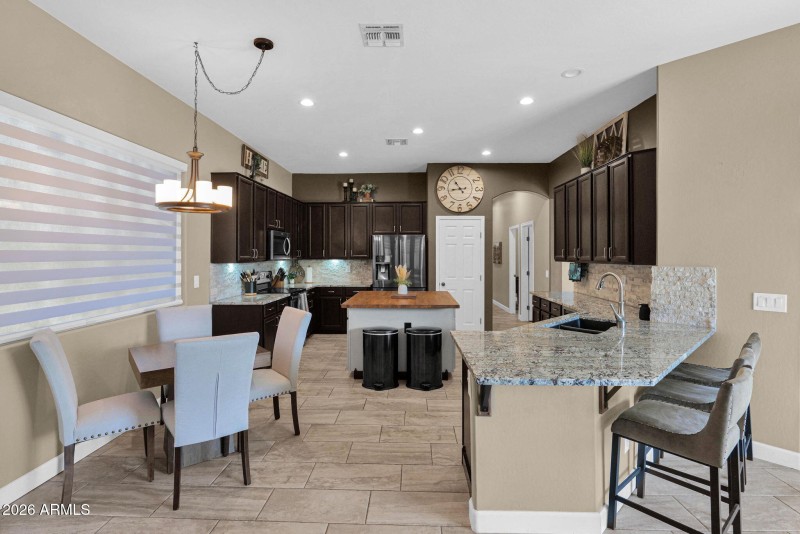 New Granite & Backsplash