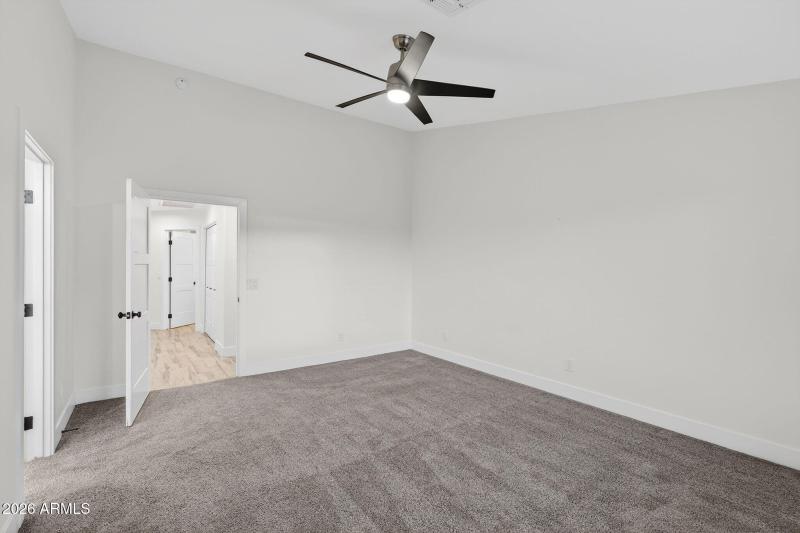 23-web-or-mls-069W Moon Dust Trl