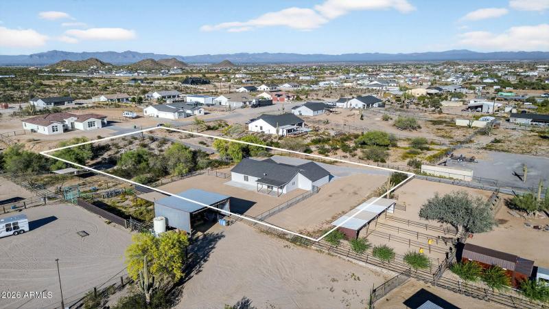 77-web-or-mls-LOT LINES-012W Moon Dust T