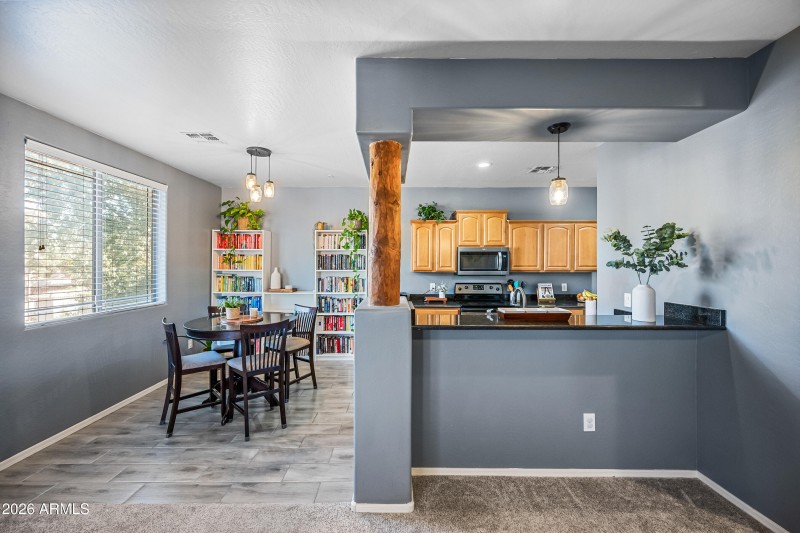 9-2155NGB205-ocupix-