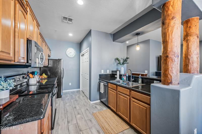 11-2155NGB205-ocupix-