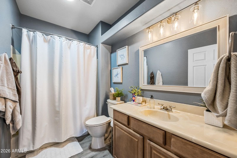 25-2155NGB205-ocupix-