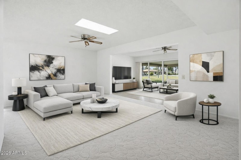 Modern staged sunroo