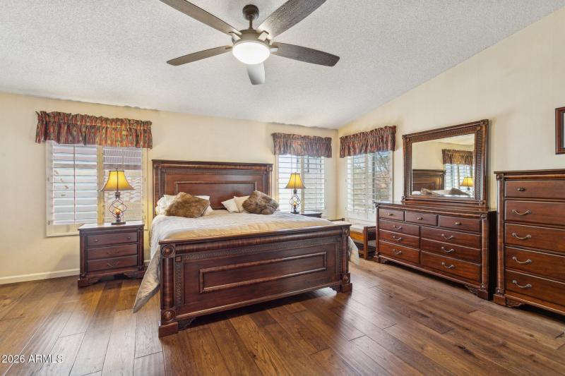 36-web-or-mls-10908-n-57th-ave