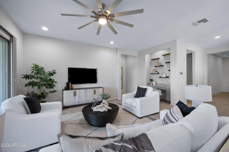 41650 W Harvest Moon Dr-6