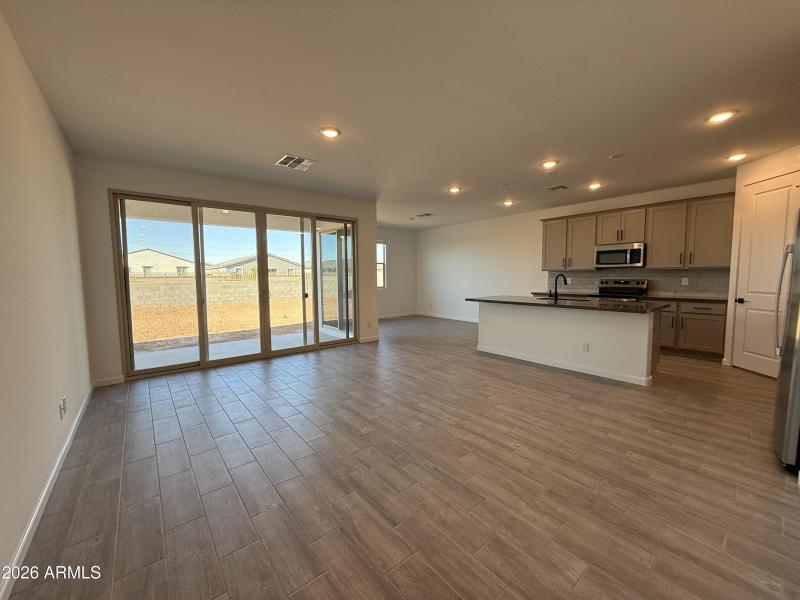 008_Great_Room_to_Kitchen