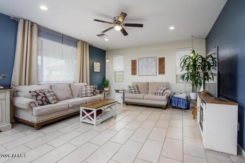 LIvingroom 1