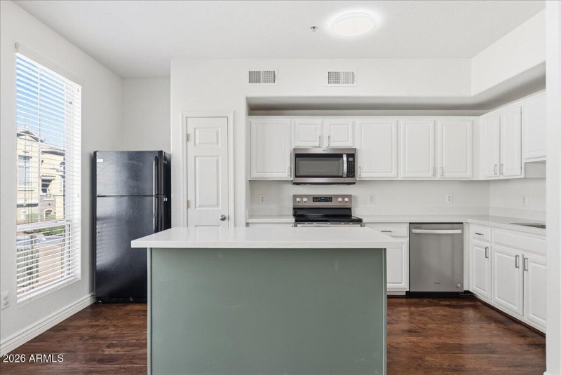 13-18250 N Cave Creek Rd #190_RedHogMedi