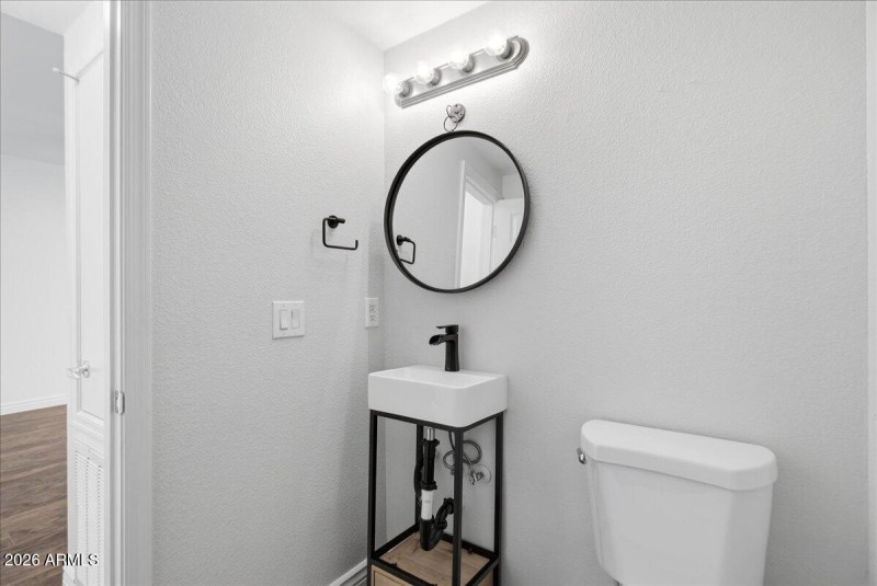 18-18250 N Cave Creek Rd #190_RedHogMedi