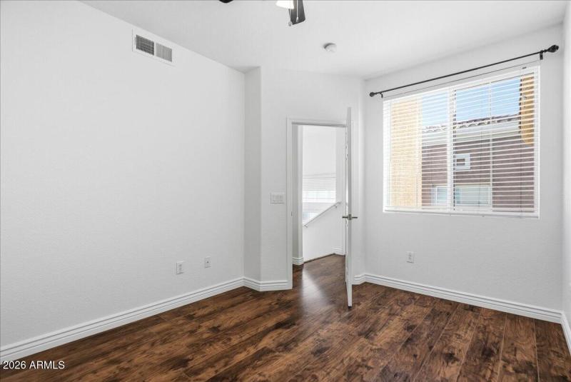 29-18250 N Cave Creek Rd #190_RedHogMedi