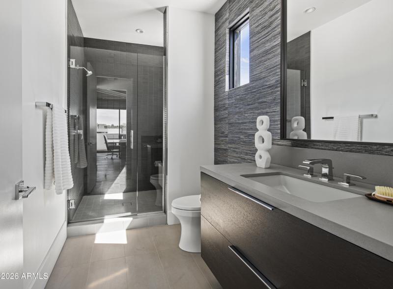 2nd Floor Bathroom