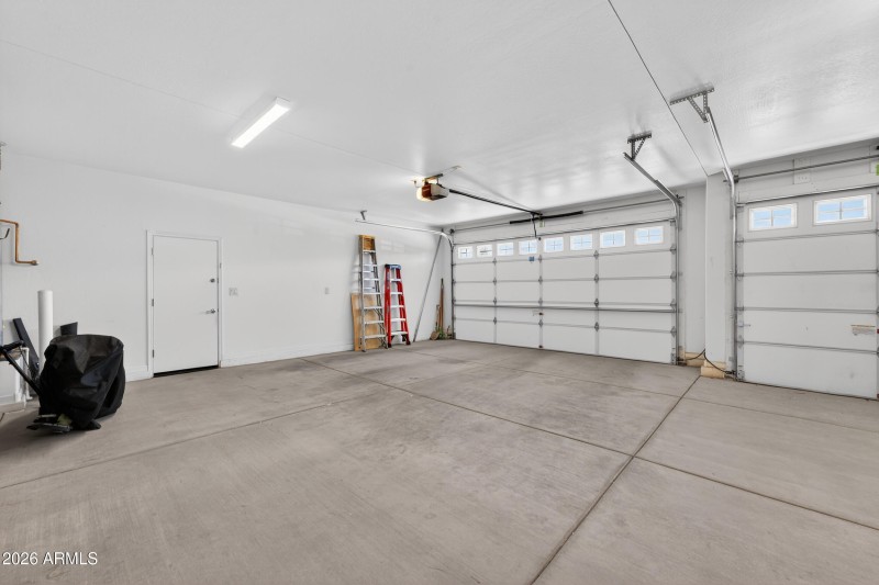 3-Car Garage