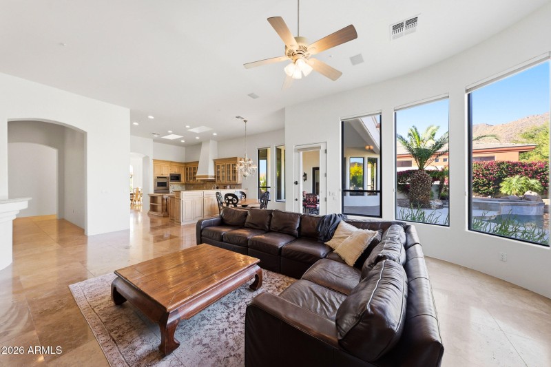 Bright Open Floor Plan