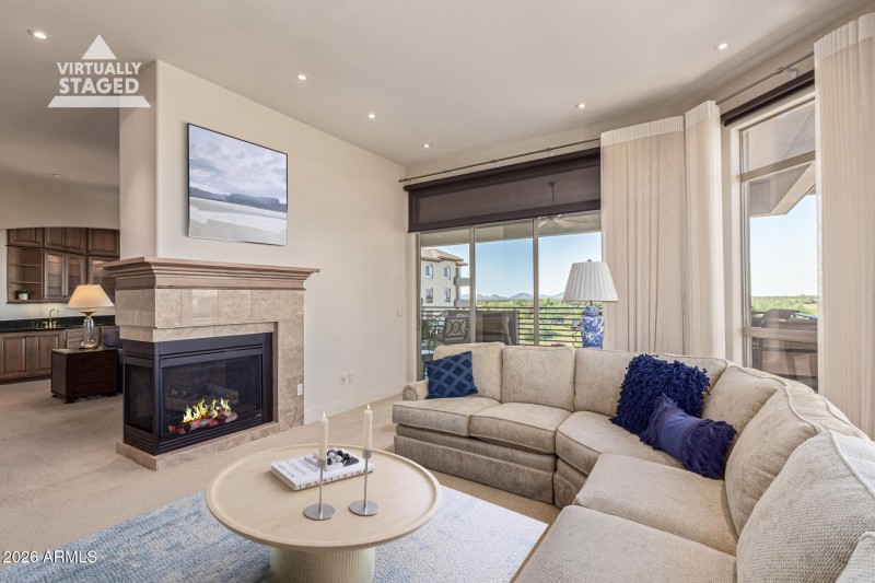 Family room Virtual 657